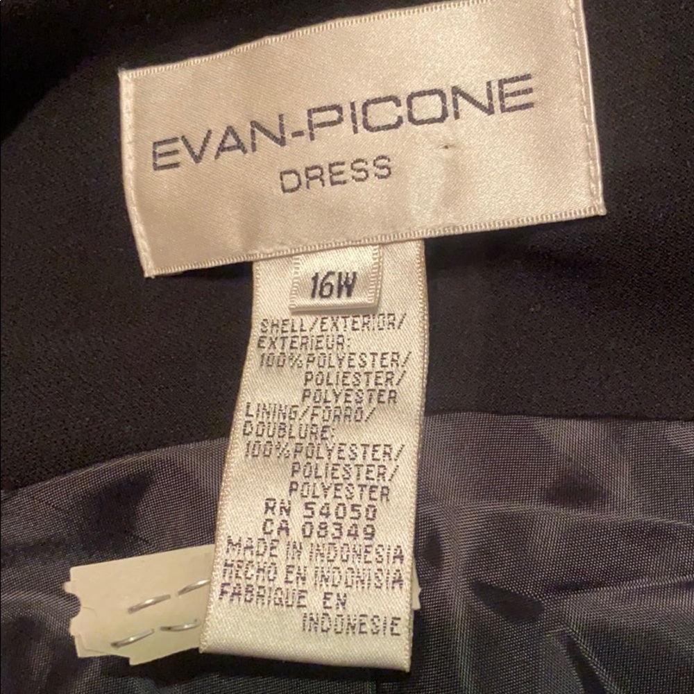 Evan-Picone black dress - Picture 4 of 4